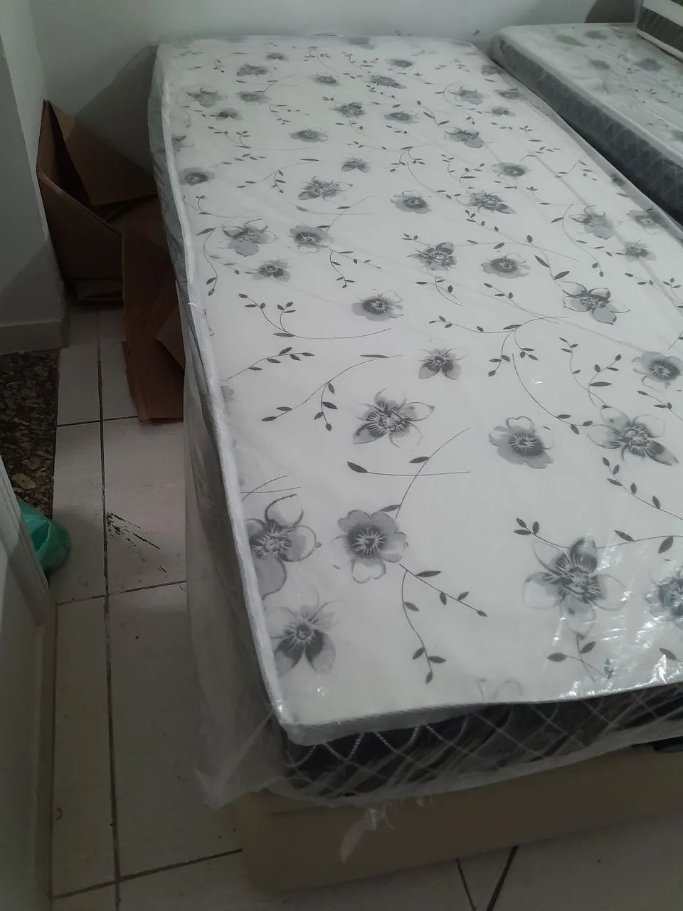 Colchão Solteiro com Design Floral $$190 - Foto 2