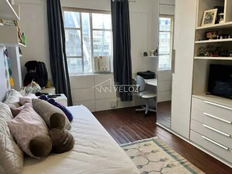 Apartamento - / Residencial / Leblon