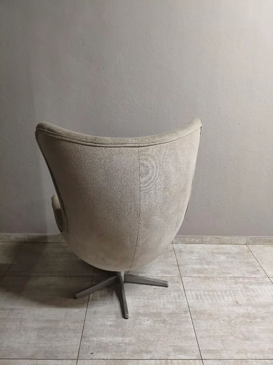 Poltrona Egg em tecido - Foto 2