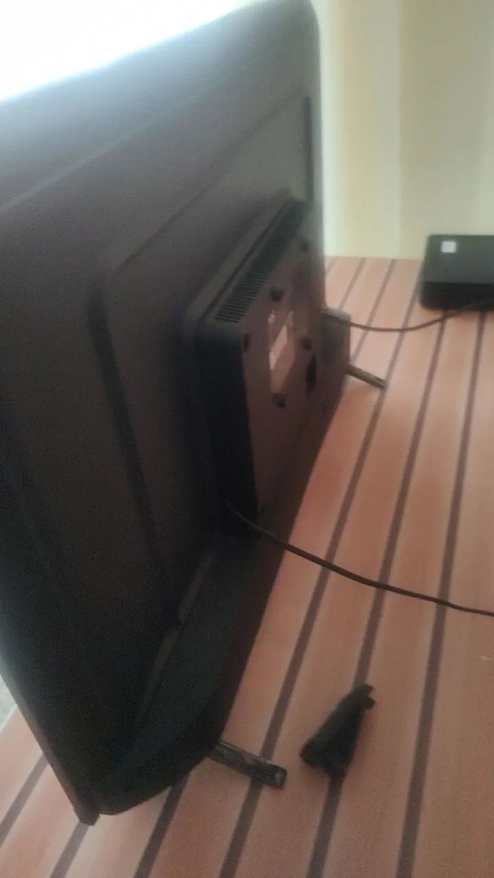 TV AOC 32 polegadas - Foto 3