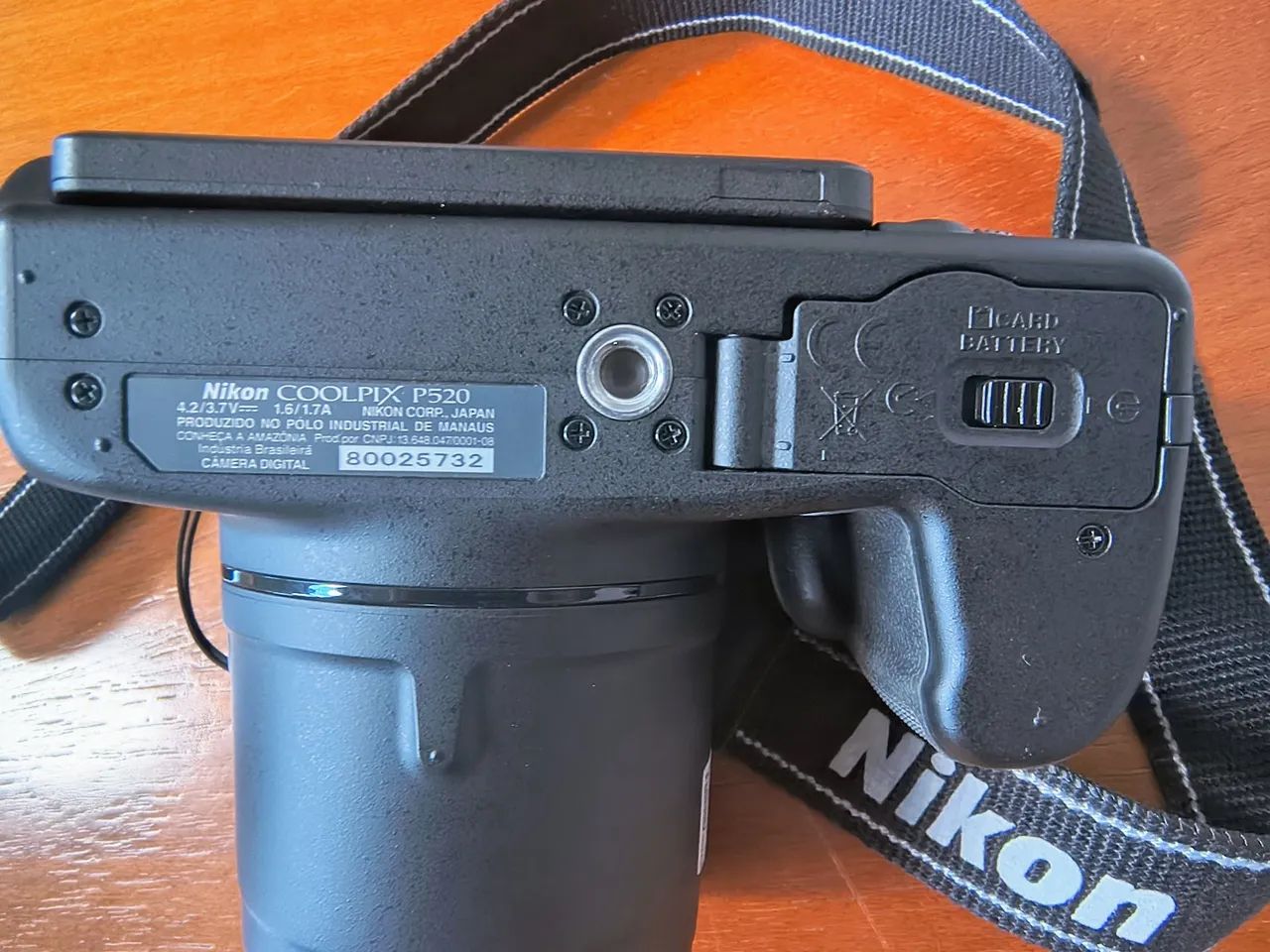 Câmera Nikon Coolpix P520 Compacta- COM DEFEITO NÃO LIGA. - Foto 2