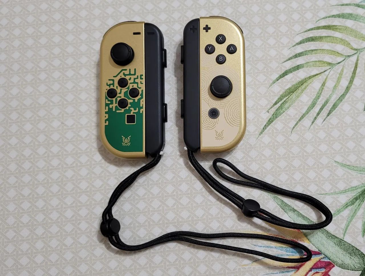 Joy-con Nintendo Switch - Zelda Tears of the Kingdom - Original Nintendo.
