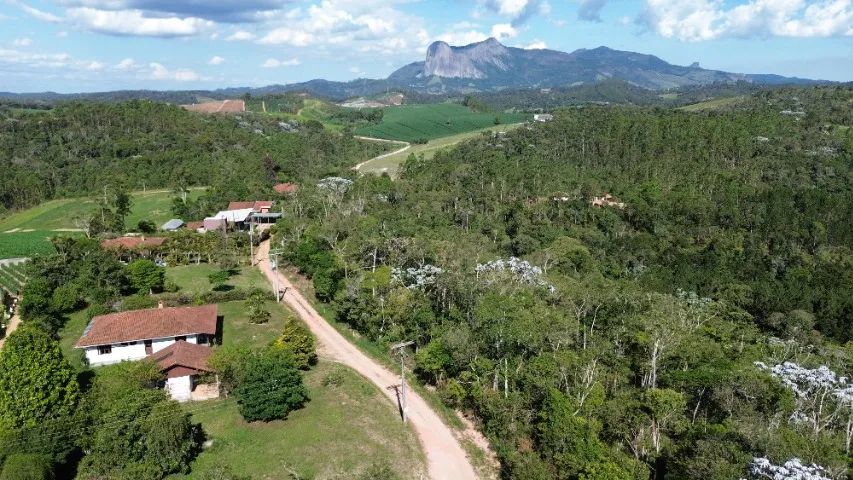 PEDRA AZUL - CHACARA COM CASA PROXIMA DA VILA - Foto 3
