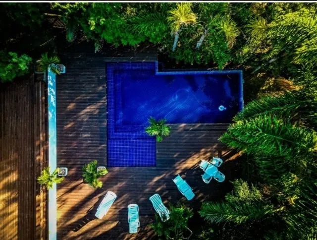 FERRADURA LINDA PROPRIEDADE COM 07 QUARTOS ALUGUEL FIXO