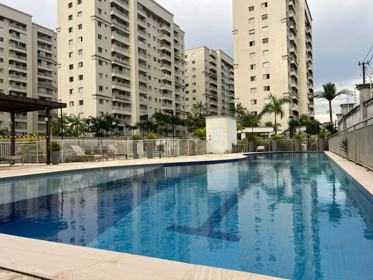 Jardim de Valência alugo apto 2/4