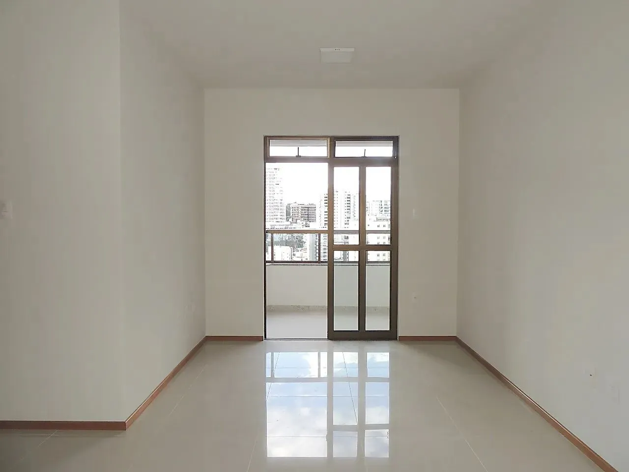 2 quartos no São Mateus e perto de tudo para locação