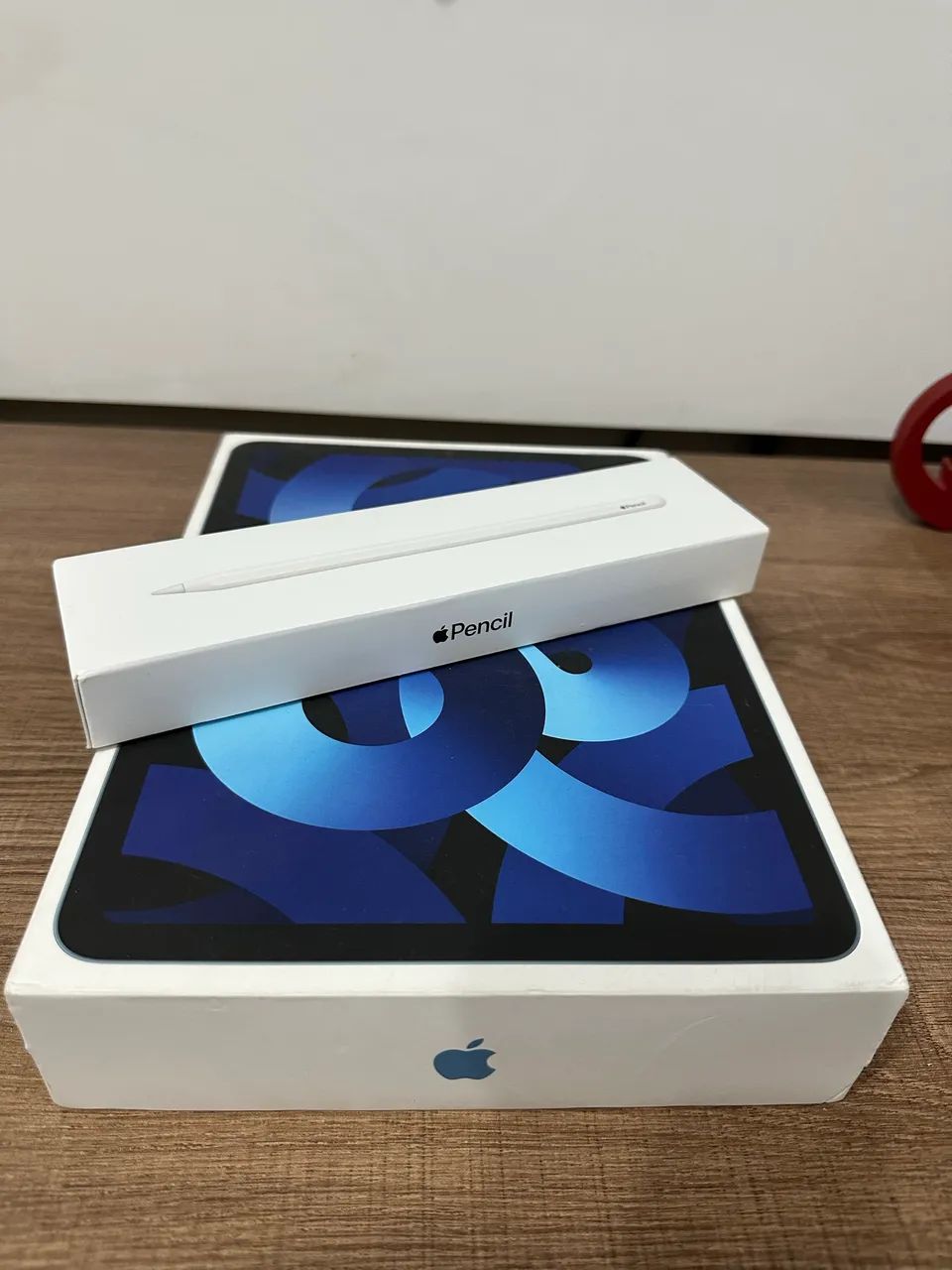 iPad Air chip M1 5a geração 64Gb + Apple Pencil 2a geração