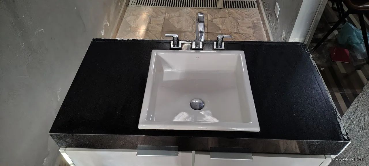 Cuba com Armário para Banheiro/Lavabo tenho 3 pias. - Foto 3