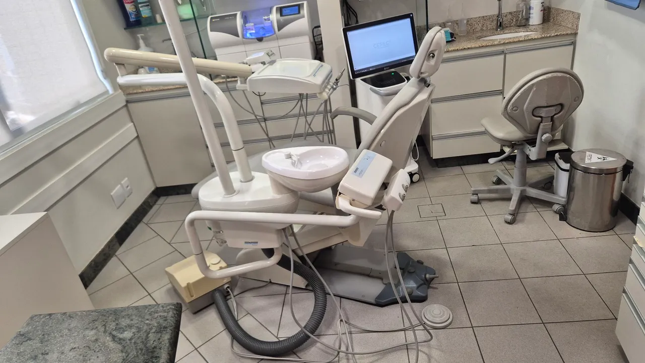 Cadeira Odontológica Completa