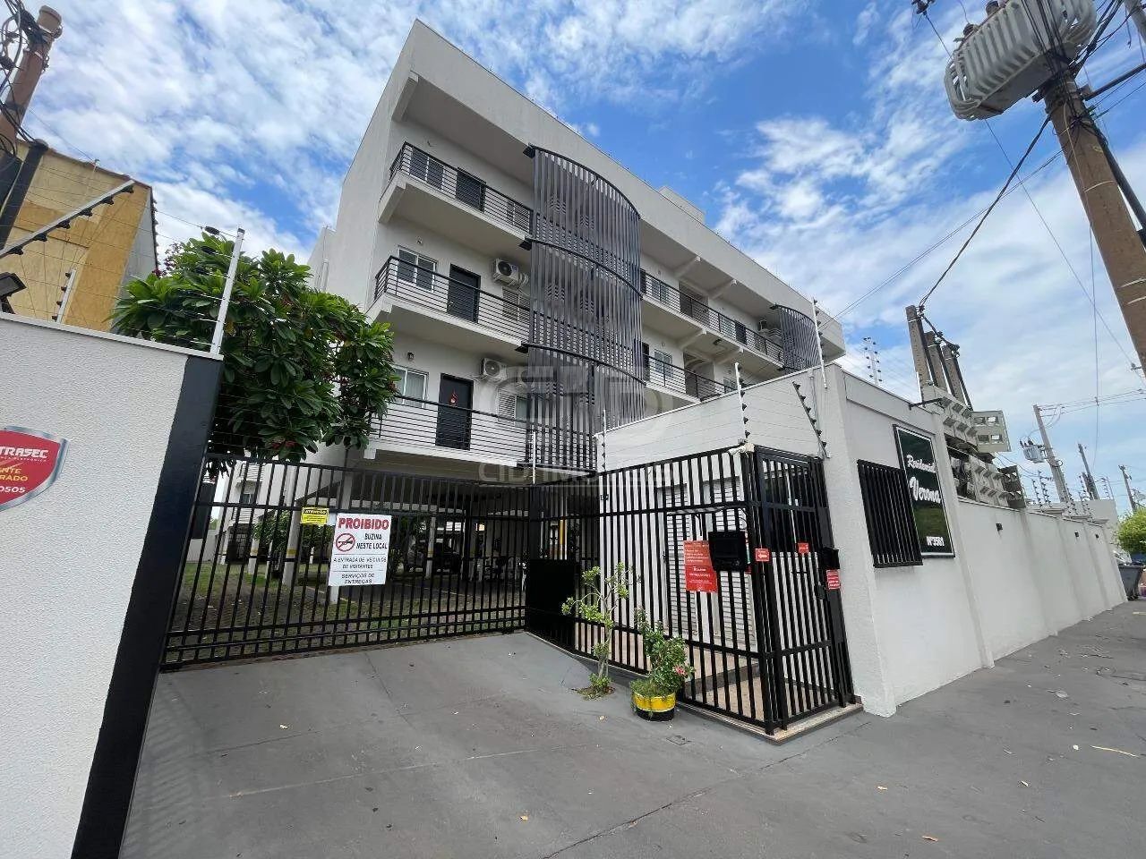 Conjunto de apartamentos com ótima rentabilidade, em frente a UNIC - Beira Rio