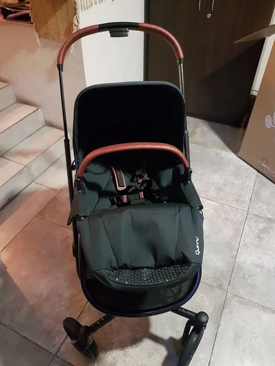 Carrinho de Bebê Quinny Vnc com capa de chuva - Foto 3