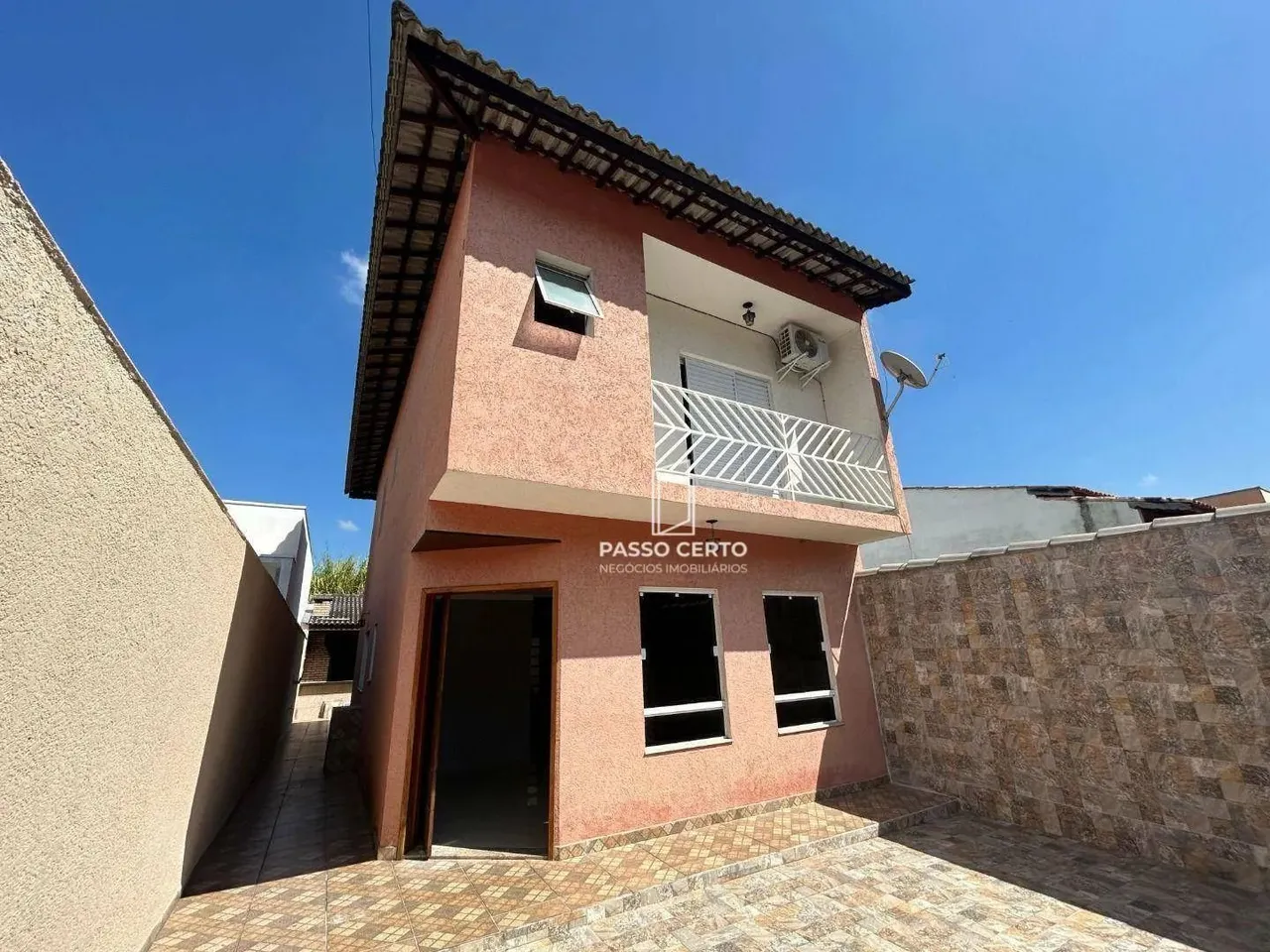 Sobrado com 3 dormitórios à venda, 147,36 m² por R$ 683.000,00 - Jardim Bela Vista - Araça