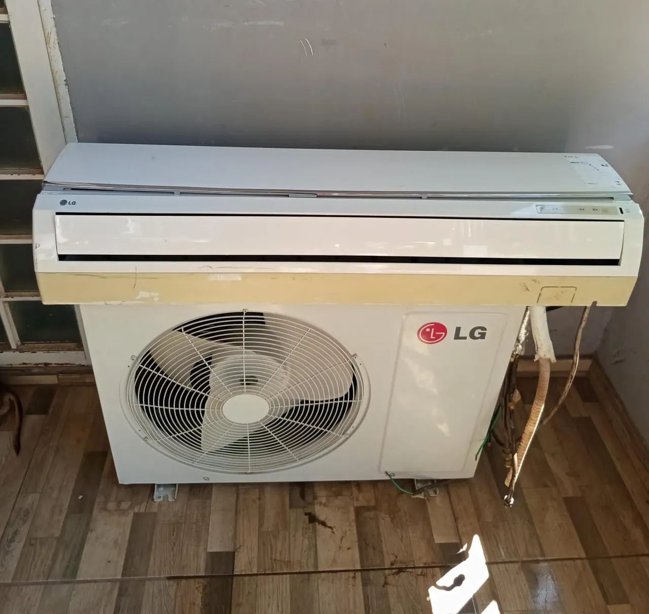 Vendo ar condicionado 24.000 btus convencional 220vts istalado com garantia 6 mês 