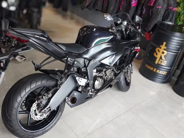 くろ カワサキ（KAWASAKI）2016年 Ninja ZX-6R ABSのカタログ情報 | 沖縄の
