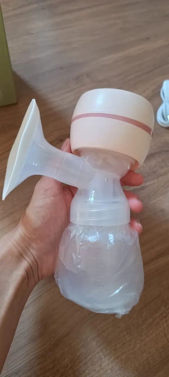 Bomba De Mama Tira Leite Elétrico Para Amamentação Tela De Led Extrator Com Garrafa 180m