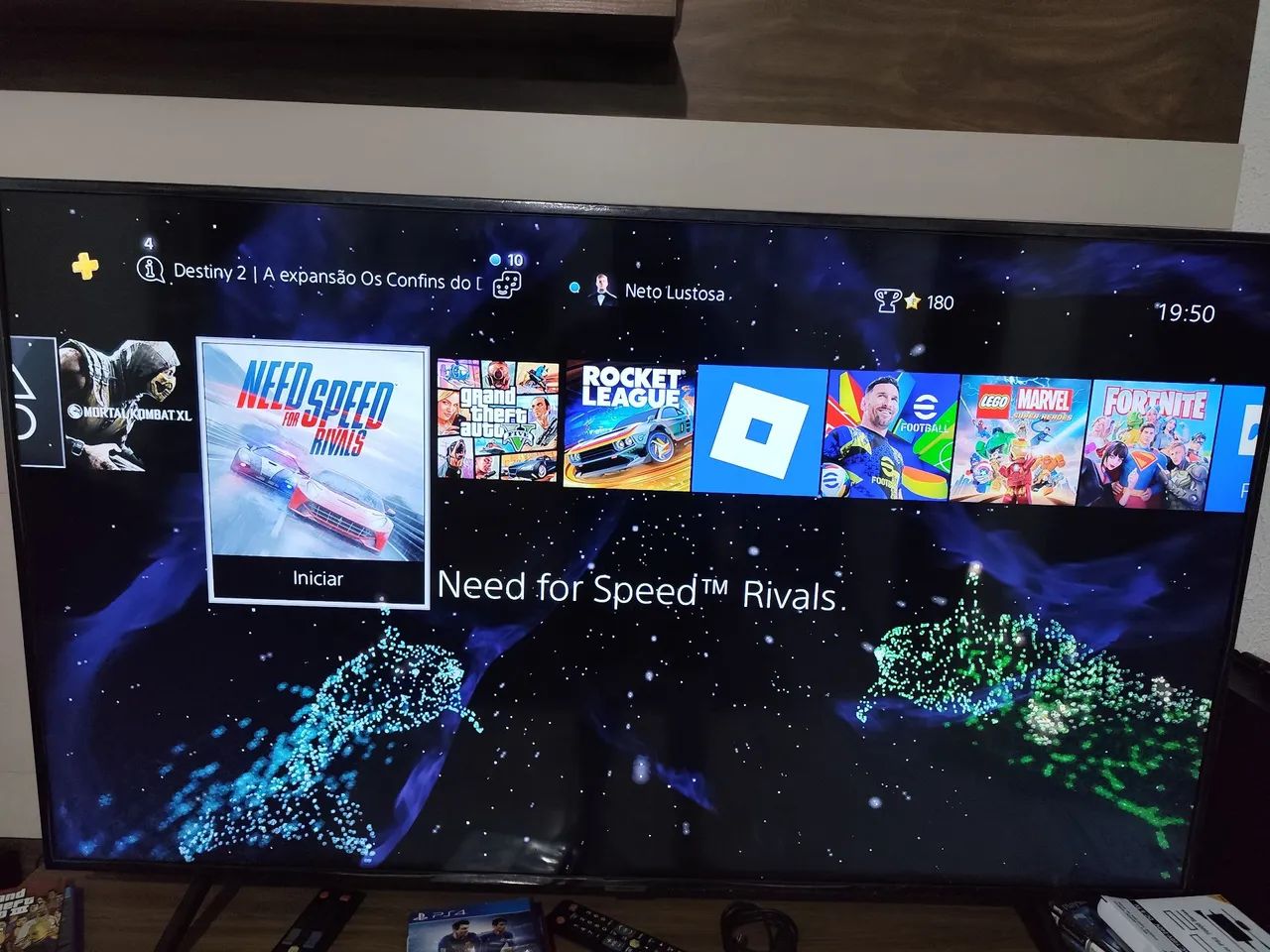 Playstation 4 cheio de jogos. 2 controles. Passo cartão. Pego ps3 - Foto 2