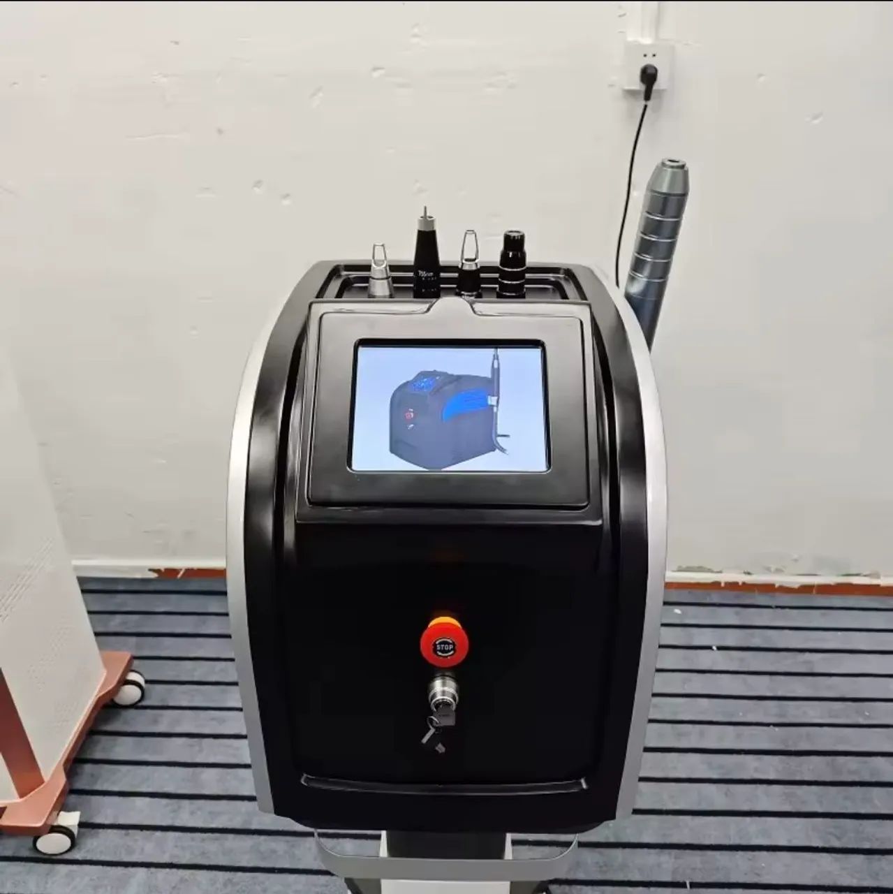 Máquina de remoção de tatuagem a laser  - Foto 4
