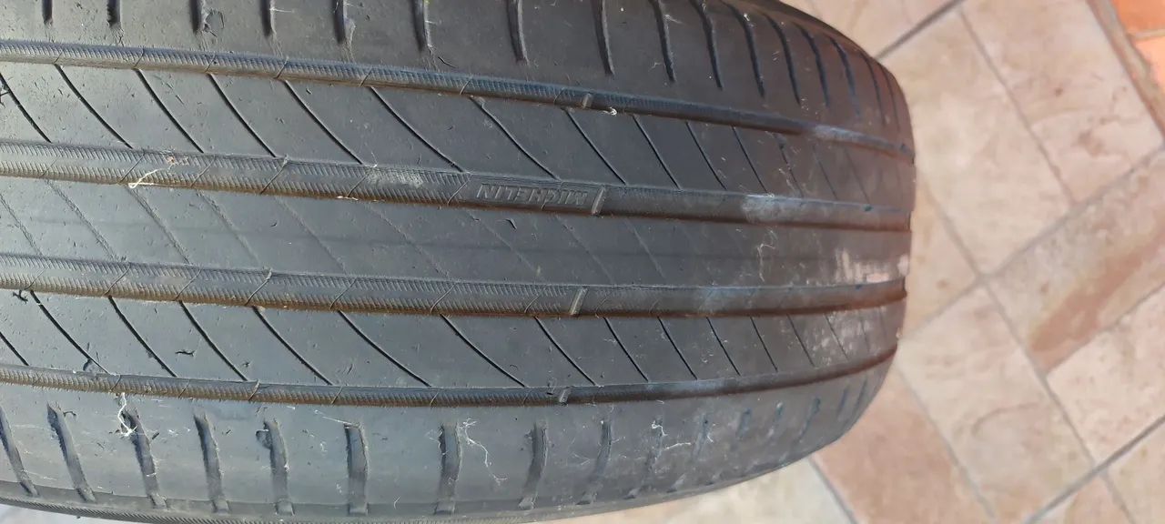 Pneu 185/60 R15 - Foto 3