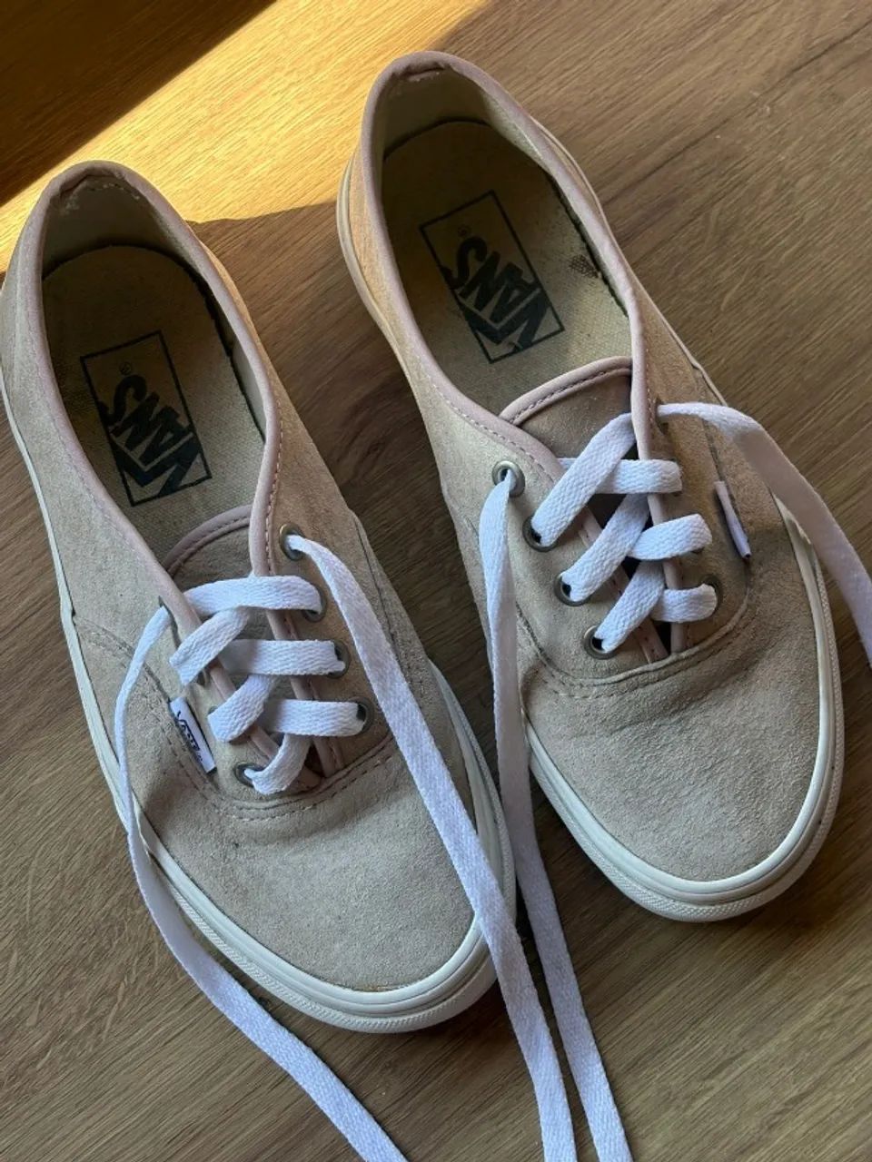 Tenis VANS Authentic Pig Suede - Foto 2