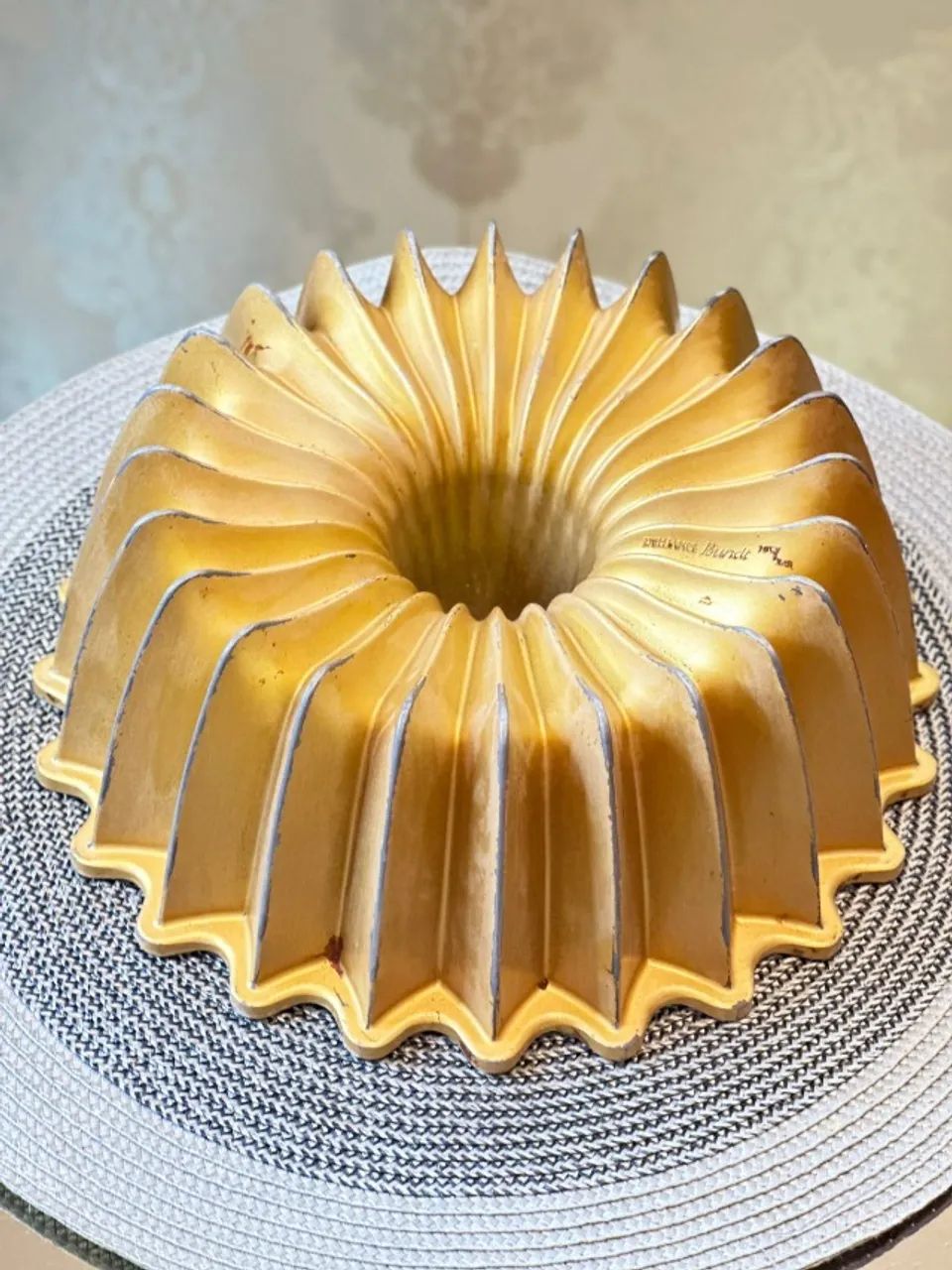 Cup Bundt Brilliance Bundt Pan Buy Nordic Ware Brilliance