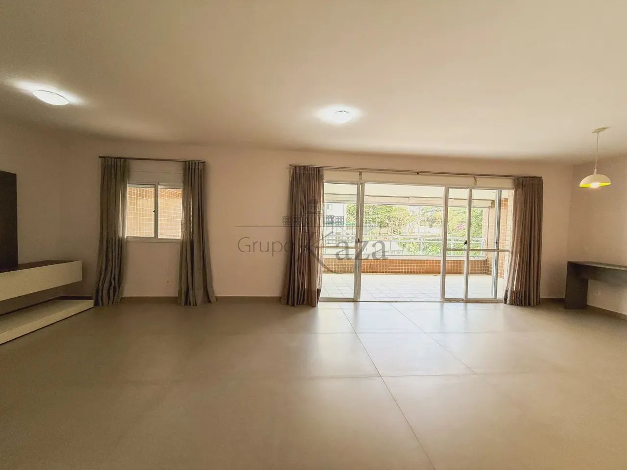 Oportunidade - Apartamento - Vila Ema - Grand Club Vila Ema - 3 Dormitórios - 182m².