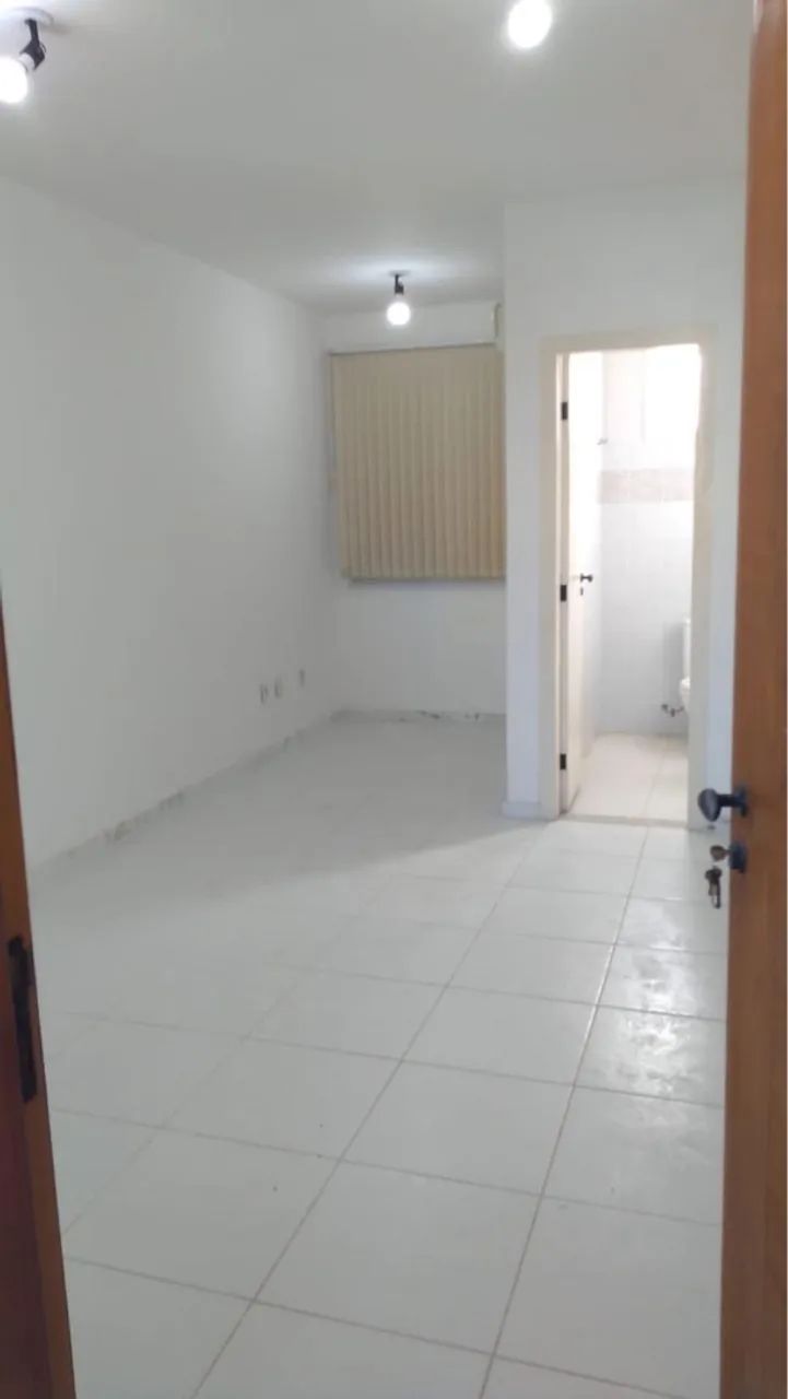 Vendo sala comercial abaixo do preço de mercado - Foto 4