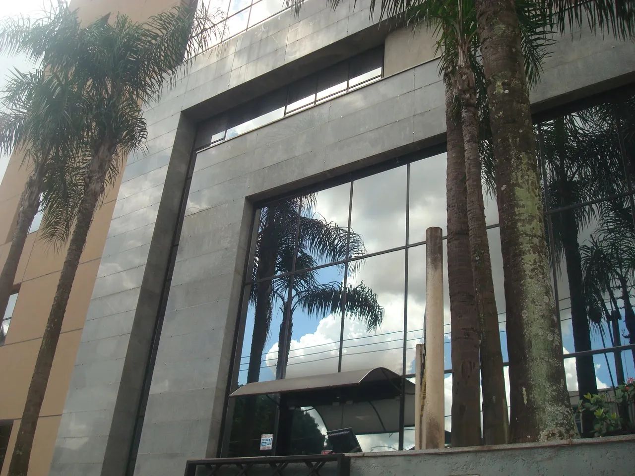 Centro comercial para aluguel possui 42 metros quadrados em Vila Seixas - Ribeirão Preto -