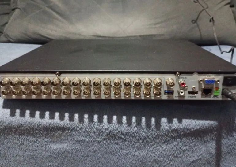 DVR hikvision 32 canais  DS-7232HQHI-K2 - Foto 2