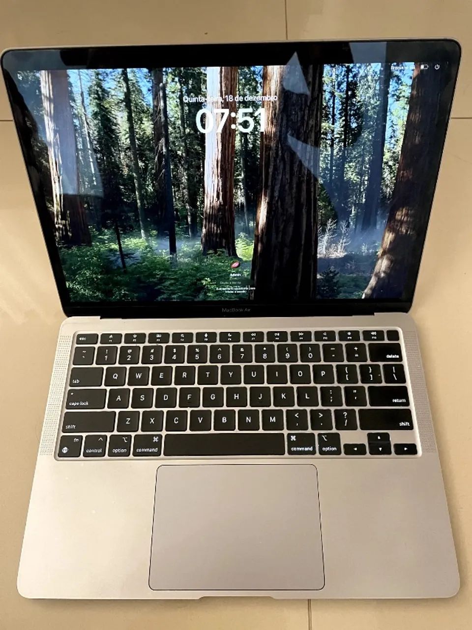 MacBook Air 13 ano 2020 Apple M1 16GB Flash 256GB 524 ciclos