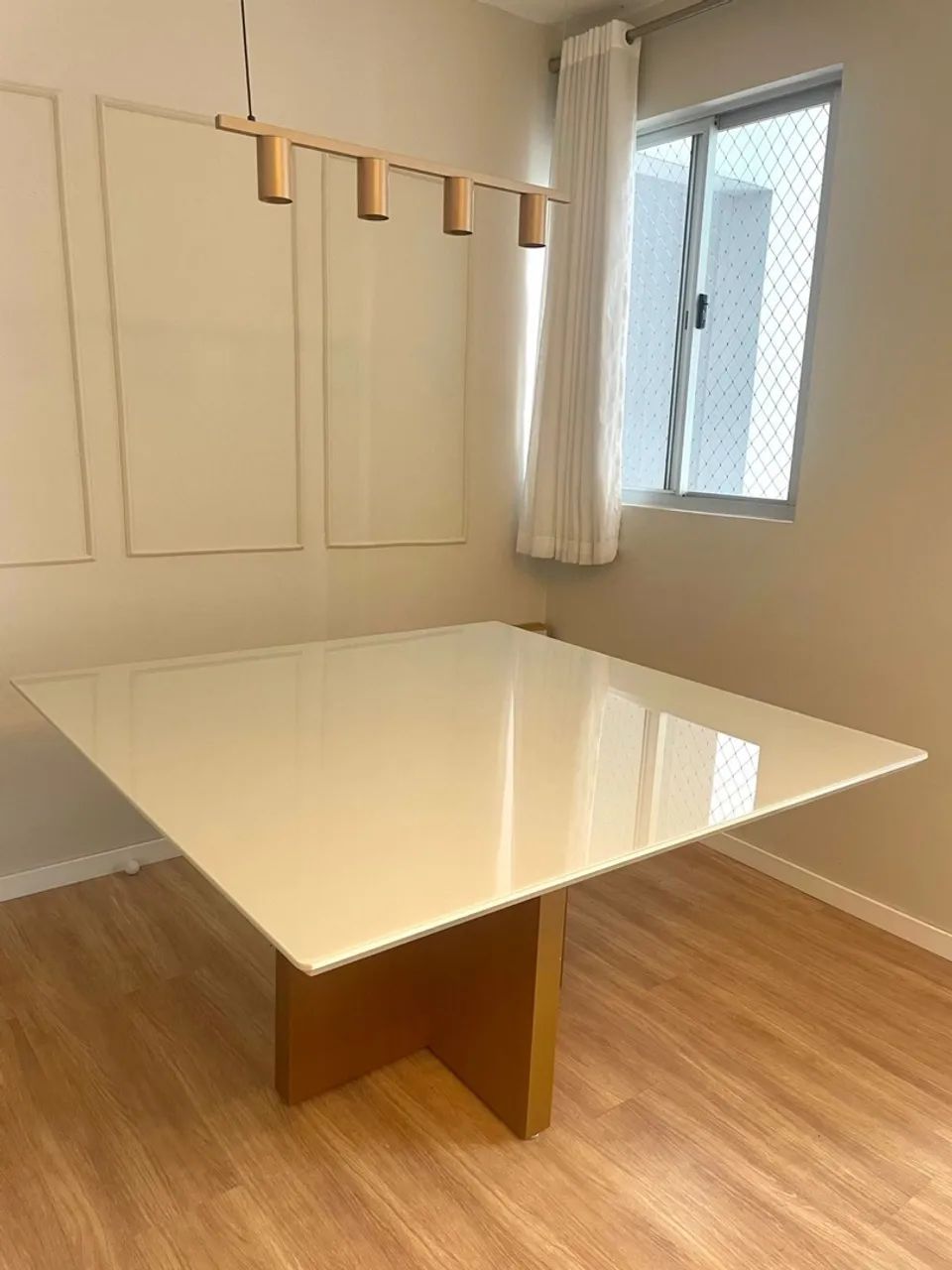 Mesa de Jantar em Vidro e Madeira (MDF) - Foto 5