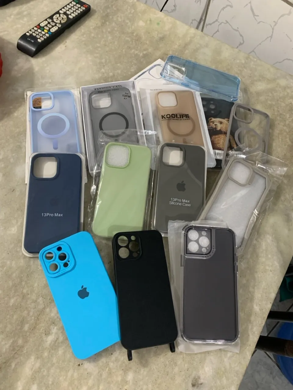 Capas para iPhone 13 Pro Max - Diversas Cores e Modelos leia a descrição..