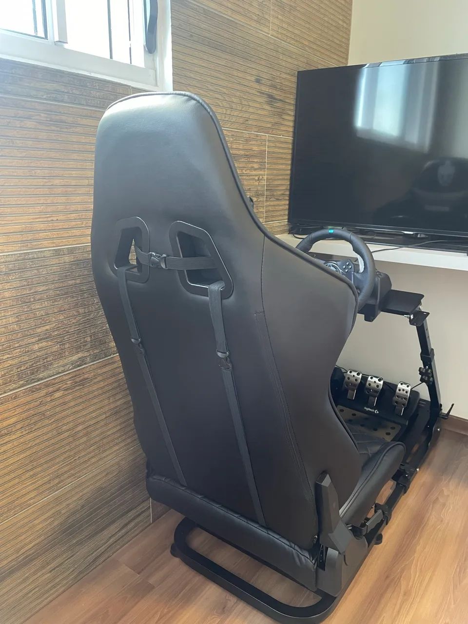 Volante g29 e banco e dois jogos64318614438530122