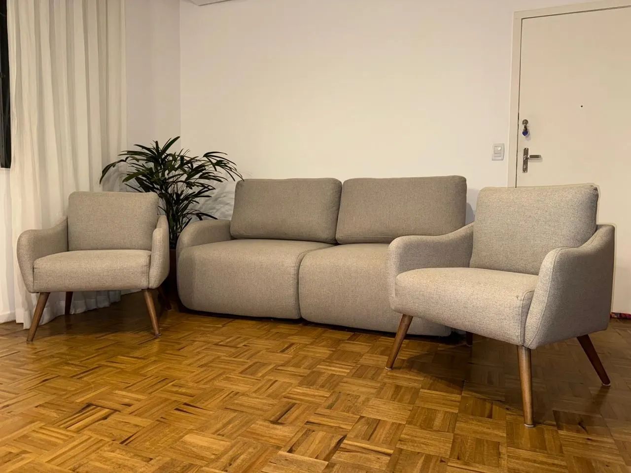 Sofá 3 lugares e 2 poltronas Chaire Italianas - Seminovo