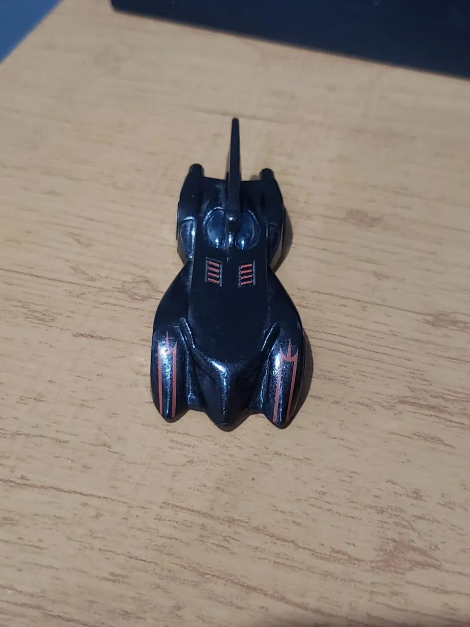 Hot Wheels batmóvel -batman retrô