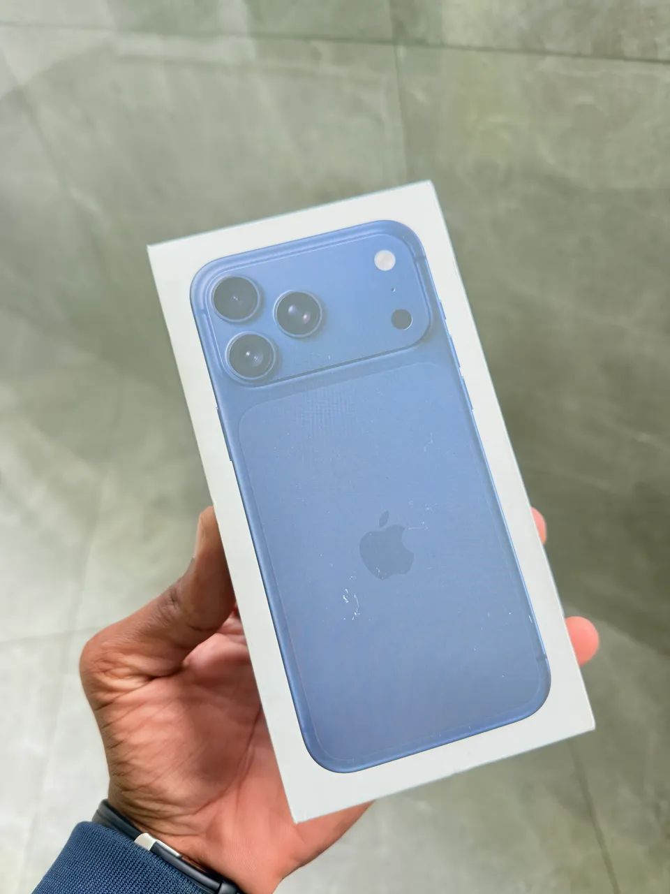 iPhone 17 pro max azul 256gb - Celulares e Smartphones - Jardim