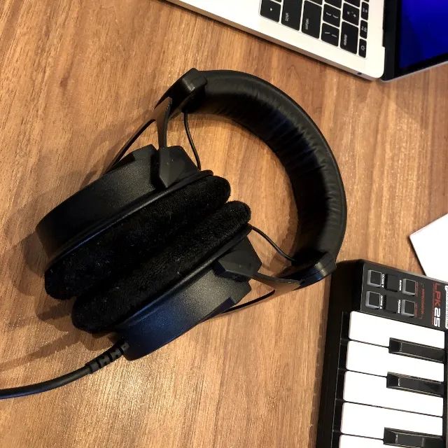  Beyerdynamic DT 990 PRO,  250 ohms Black - Foto 3