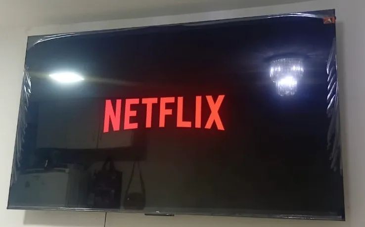 TV 75 polegadas  Marca TCL UHD 4K  MODELO 75P6K *TEM CONVERSA NO VALOR *