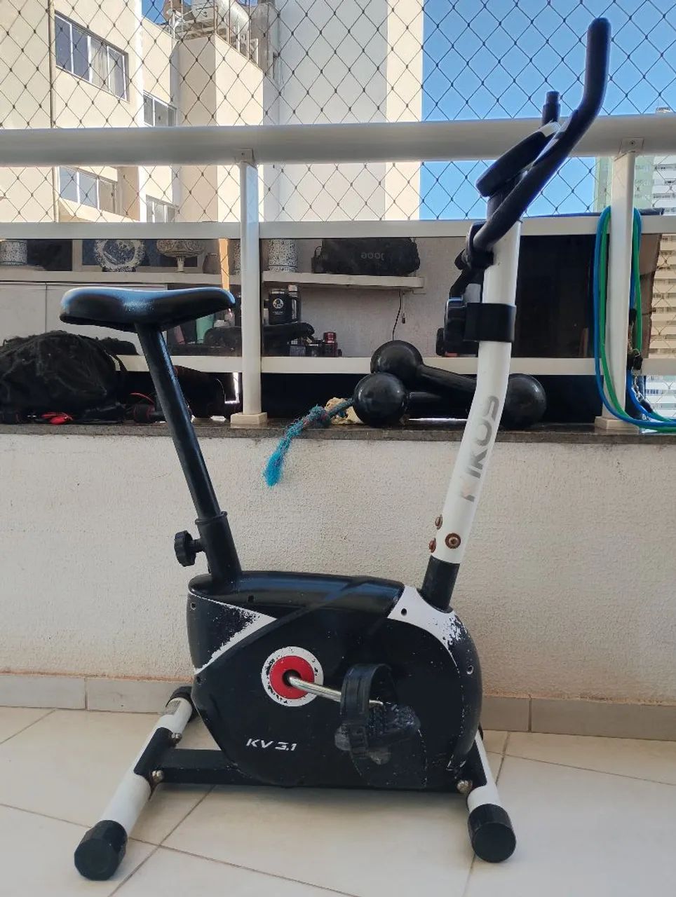 Bicicleta Ergométrica Kv3.1i Magnética Kikos - Foto 3