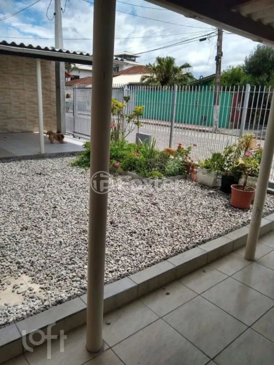 Casa à venda Rua José Cherem, Carianos - Florianópolis