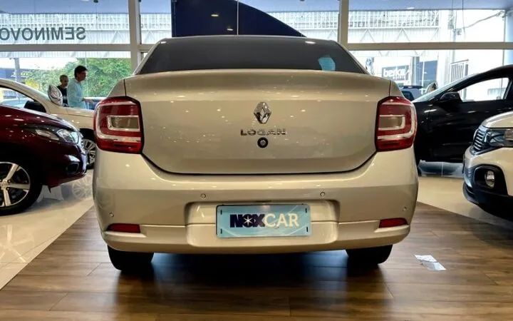 Renault Logan Zen Flex 1.0 12V 4P Mec. 2023 - Foto 4