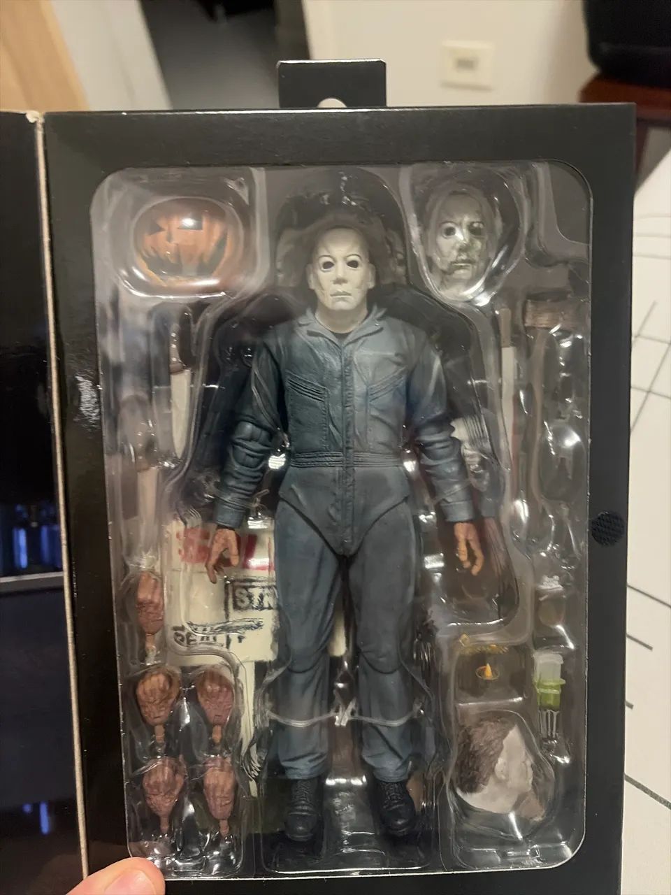 Neca Ultimate Halloween a maldição de Michael Myers, novo