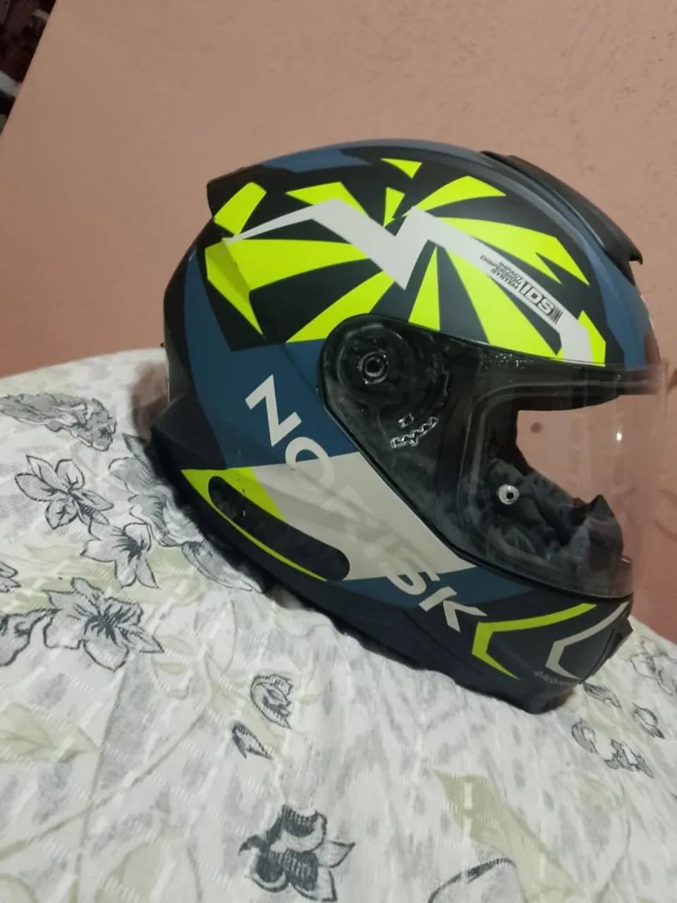 Capacete