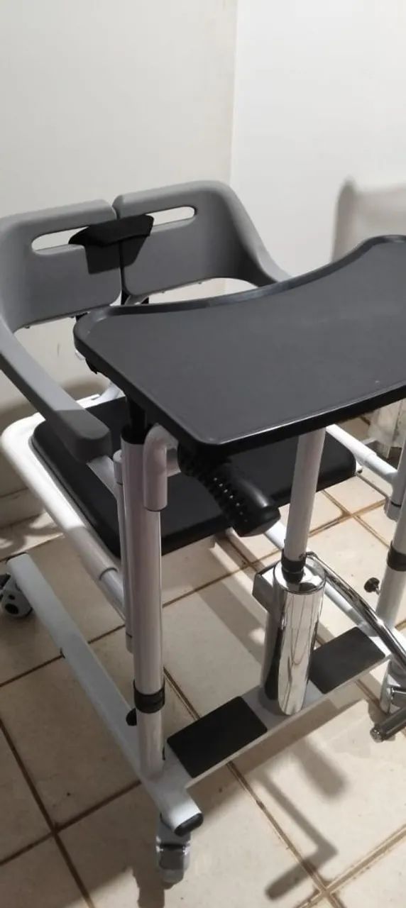 Cadeira de transferência. - Foto 2