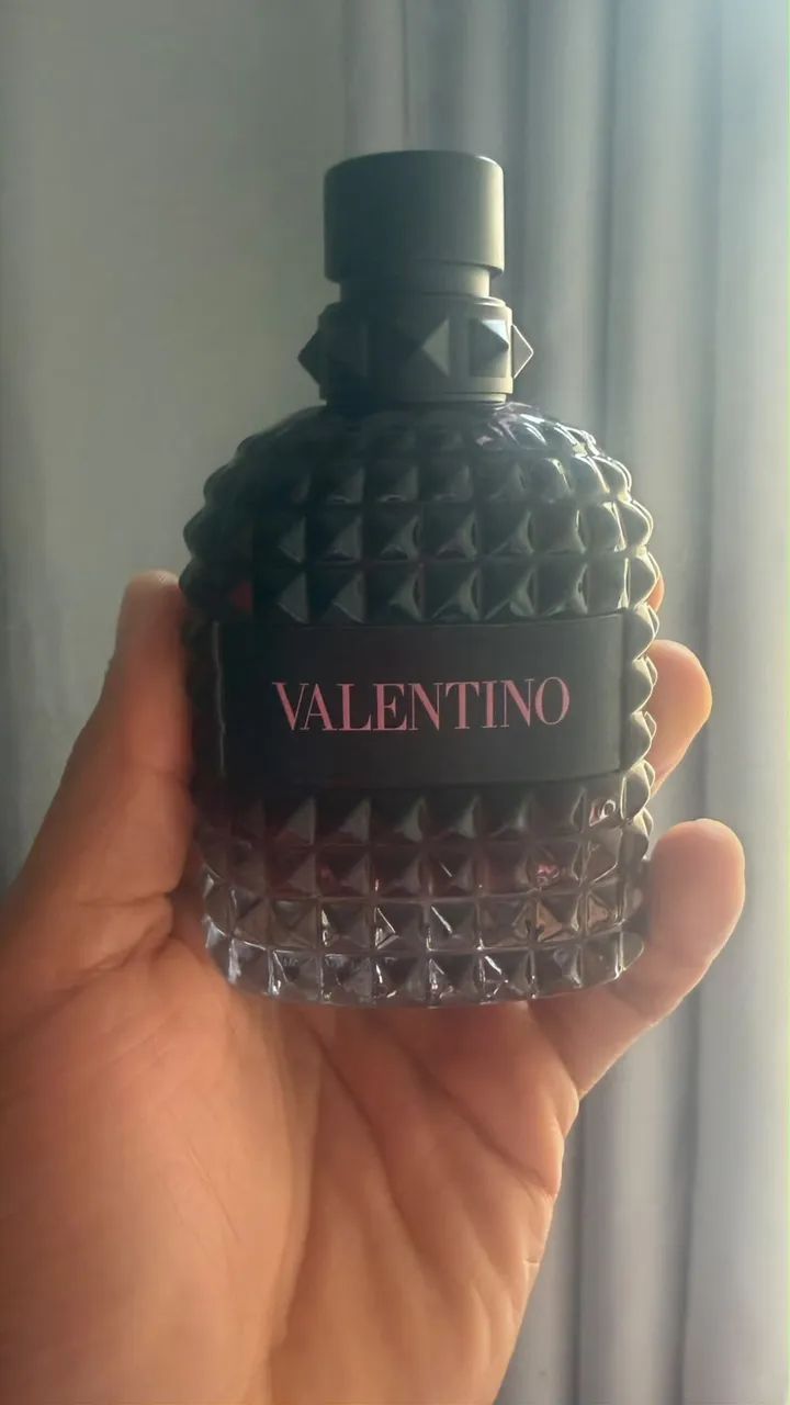 VALENTINO BORN IN ROMA