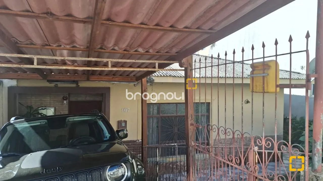 CASA CENTRO DE FLORIANÓPOLIS 4 DORMS COM SUÍTE- LINDA VISTA - Foto 3