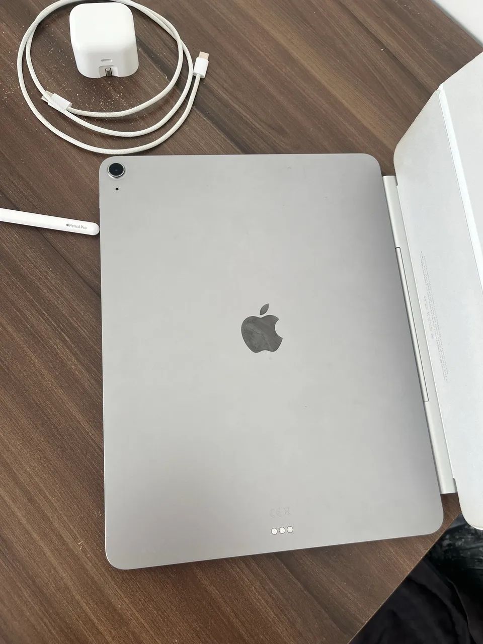 iPad Air 13 M3 (Kit Apple Pencil Pro + Magic Key Board) - Tablets