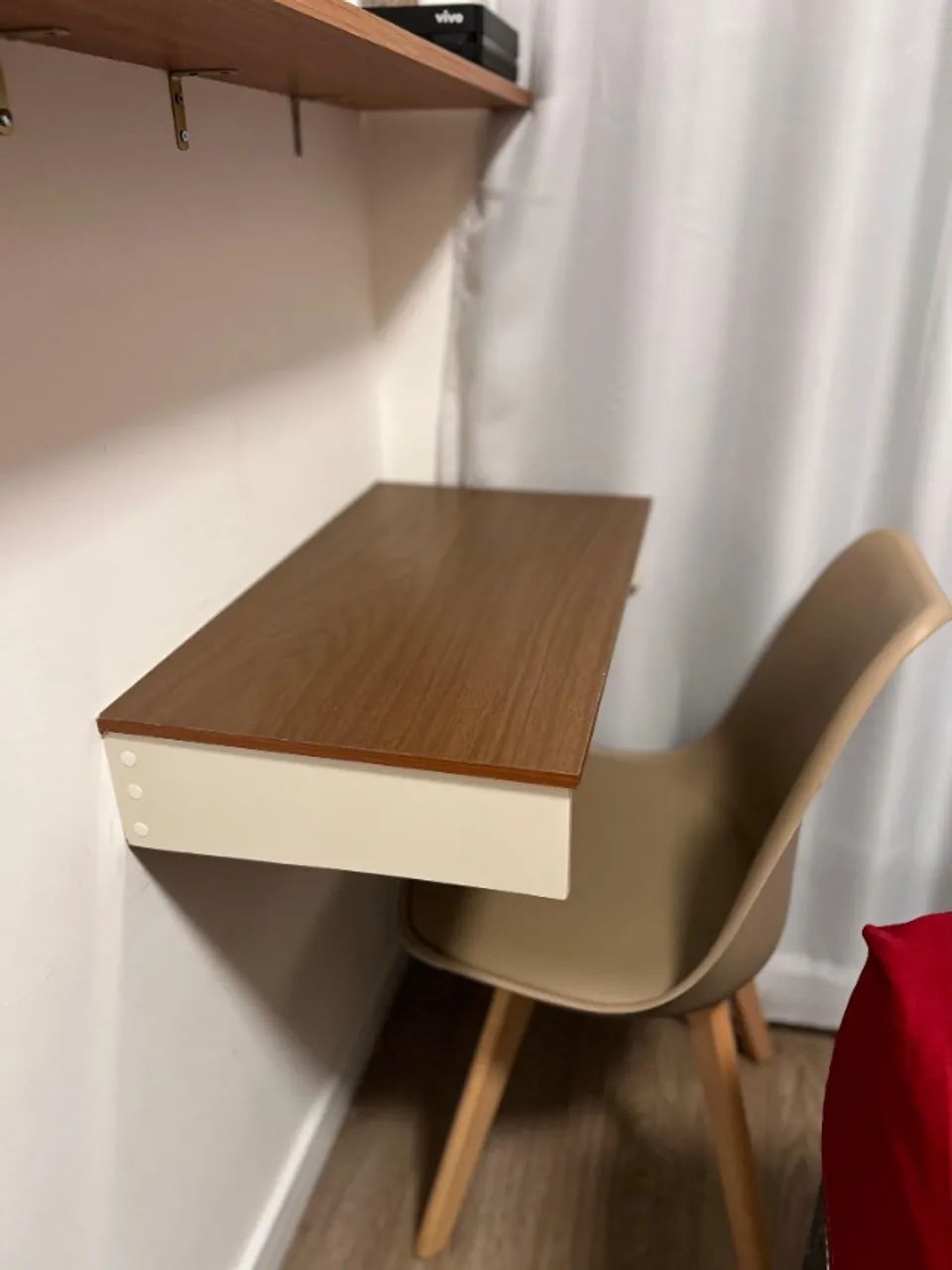 Conjunto mesa pc + cadeira + prateleira