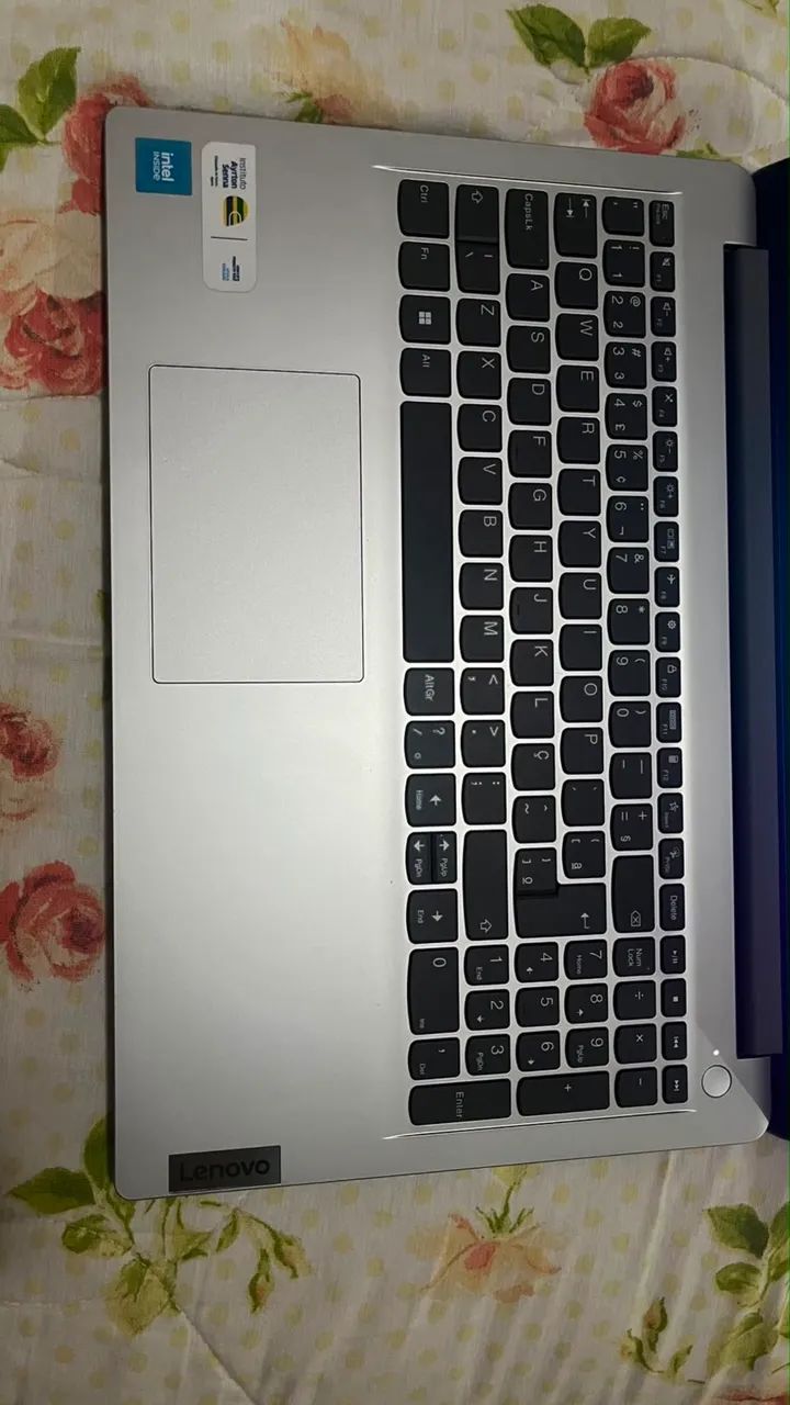Notebook Lenovo  - Foto 2