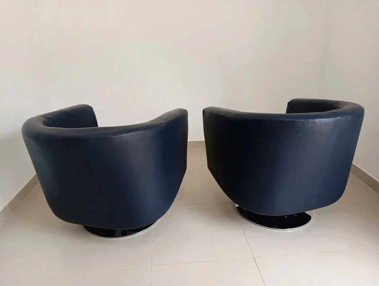 2 Poltronas giratória 360°Base Cromada  - Foto 5