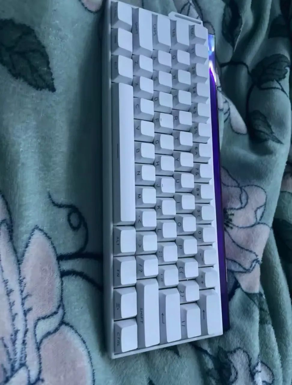 Teclado Magnético Shine60 (Hall Efect) ARGB